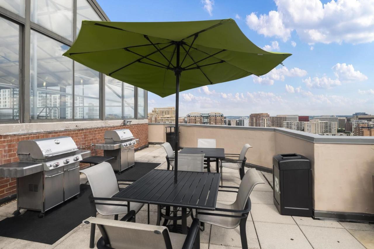 Stylish And Charming Apartment In Pentagon City Arlington Exterior photo