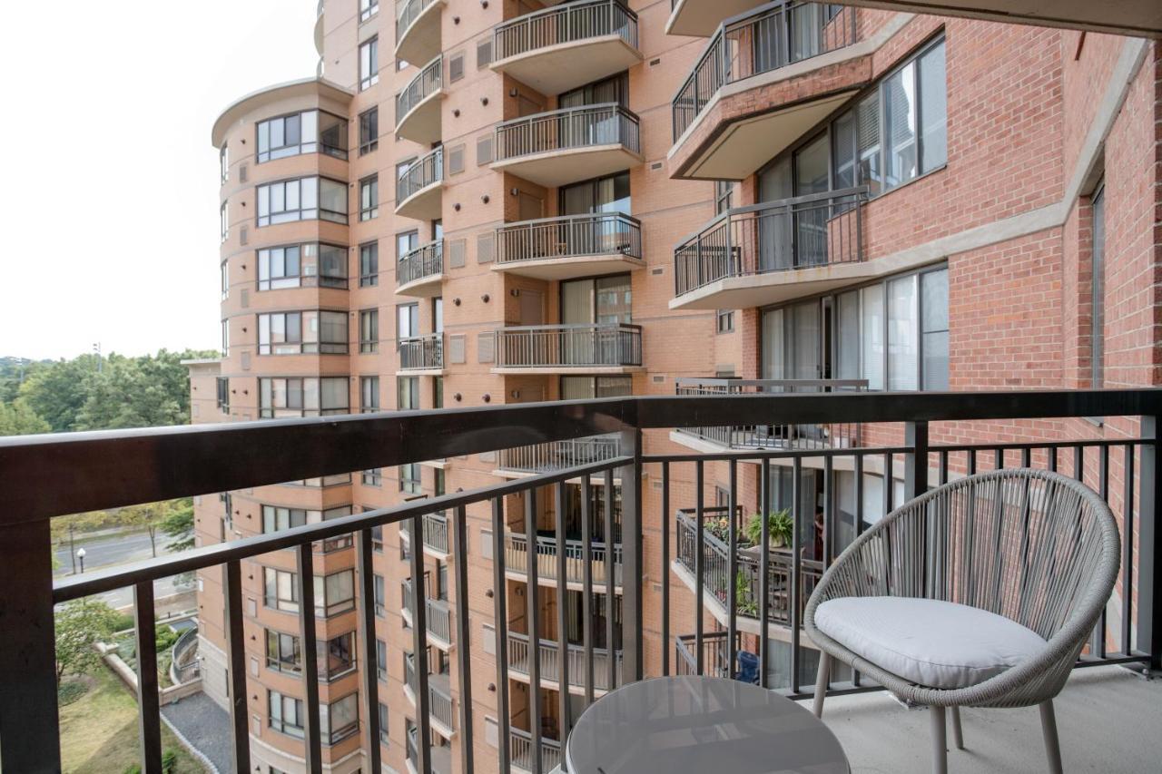 Stylish And Charming Apartment In Pentagon City Arlington Exterior photo